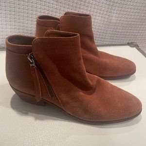 Sam Edelman Ankle Bootie (sz 9)